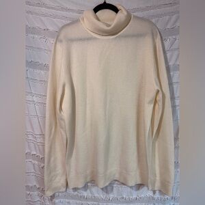 Club Room 100% cashmere turtleneck sweater